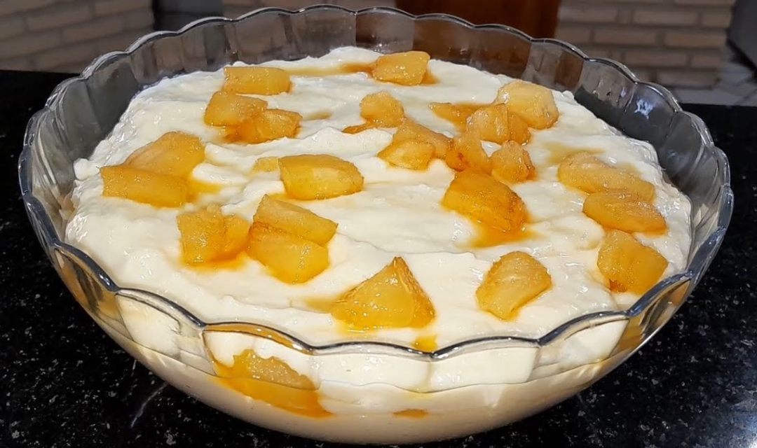 Creme de Coco com Abacaxi: A Sobremesa Tropical que Encanta, Refresca e Faz Sucesso em Qualquer Mesa