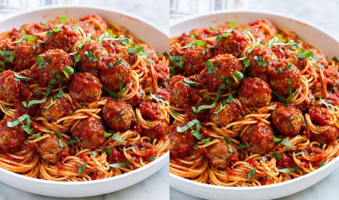 Coloquei tudo na panela de pressão e esse espaguete com almôndegas ficou pronto antes da fome passar