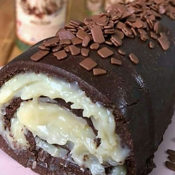 Rocambole Prestígio Cremoso: aquele recheio de coco que derrete na boca